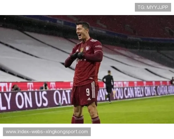 莱万一脚无旋转世界波，拜仁观赏度拉满